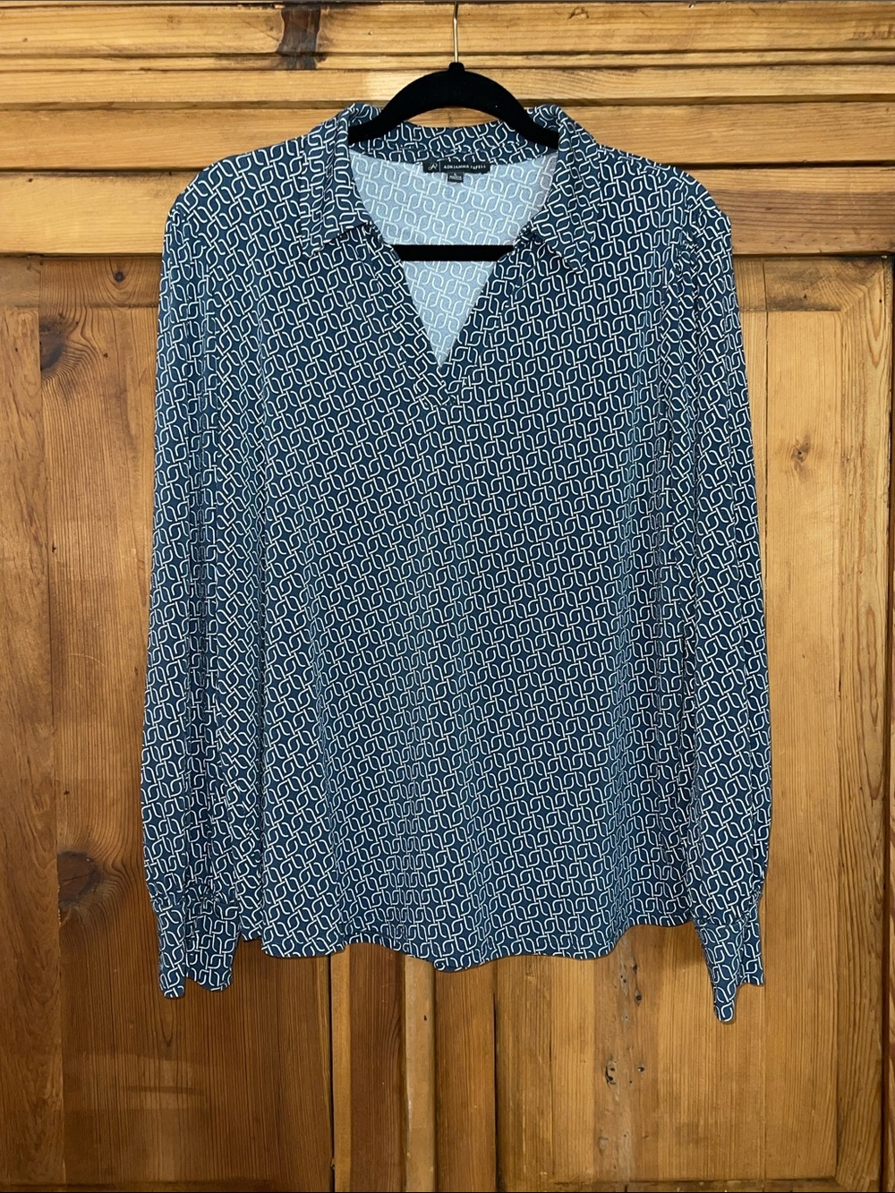 ADRIANNA PAPELL COLLARED POPOVER BLOUSE Sz. L